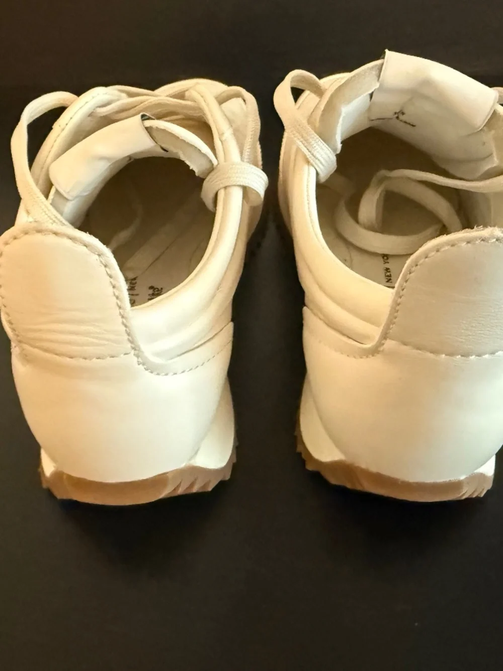 NEW Rag & Bone Retro Leather Calfskin Running Sneakers  Birch Size 6.5 US No Box